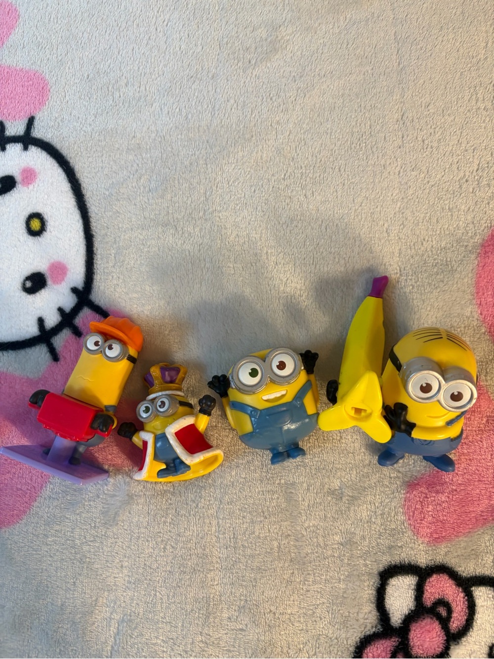 Yellow Minions Character Toy Set with Banana & Accessories